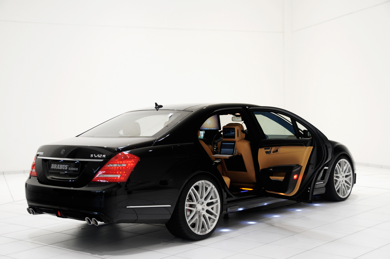 http://www.macfreak.nl/modules/news/images/brabus_ibusiness12.jpg