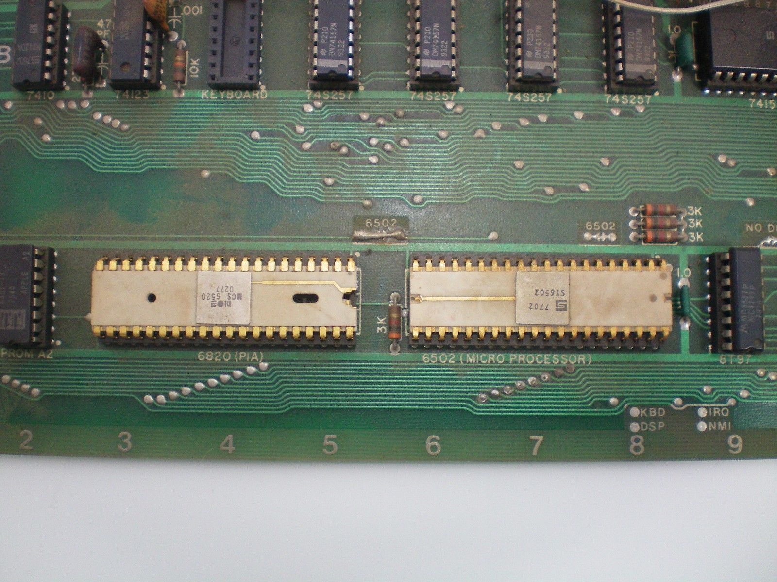 http://www.macfreak.nl/modules/news/images/zAppleI-300516-4.jpg