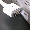 https://www.macfreak.nl/modules/news/images/MagSafeConnector_MBP.jpg