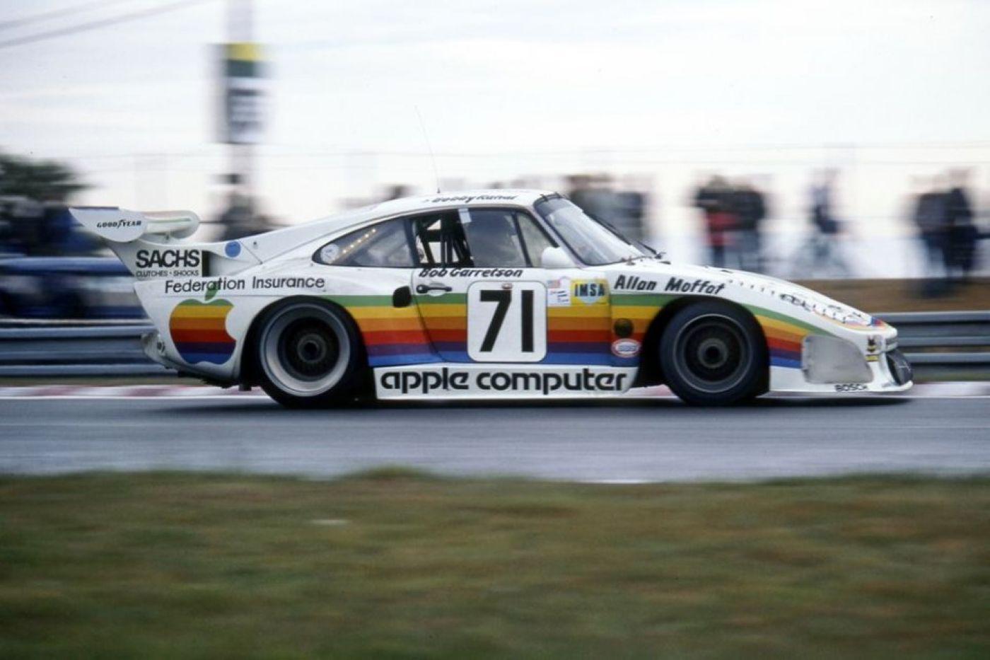 https://www.macfreak.nl/modules/news/images/zArt.1980LeMansPorscheAppleComputerSponsor.jpg