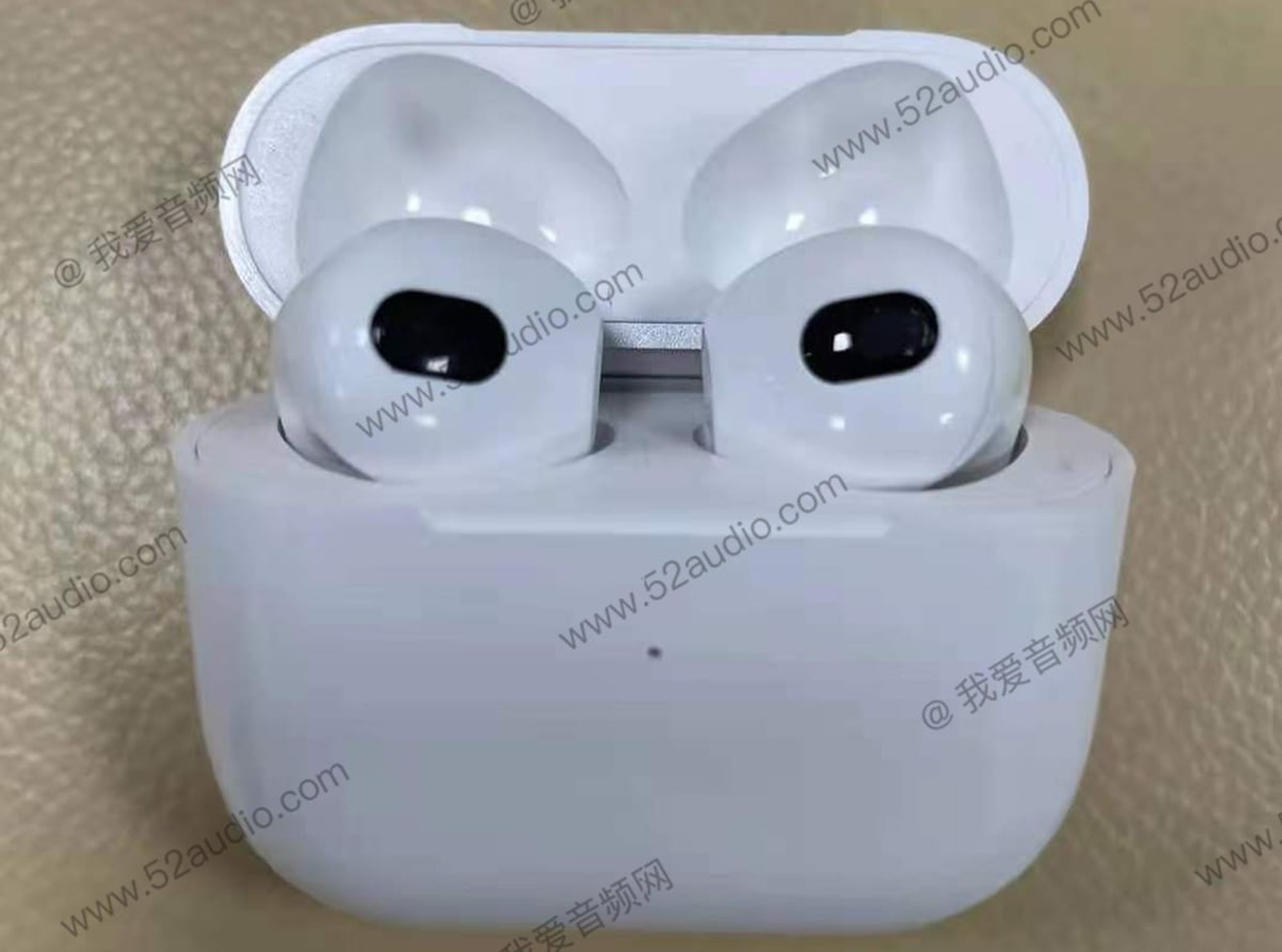 https://www.macfreak.nl/modules/news/images/zArt.AirPods3SpyPic-3.jpg