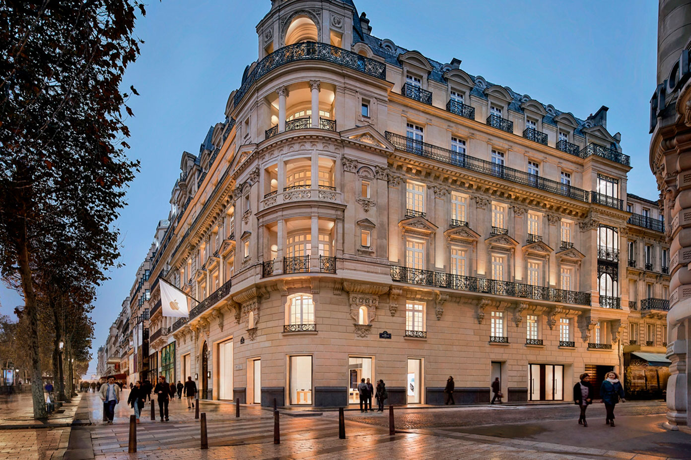 https://www.macfreak.nl/modules/news/images/zArt.AppleStoreChamps-ElyseesParis.jpg