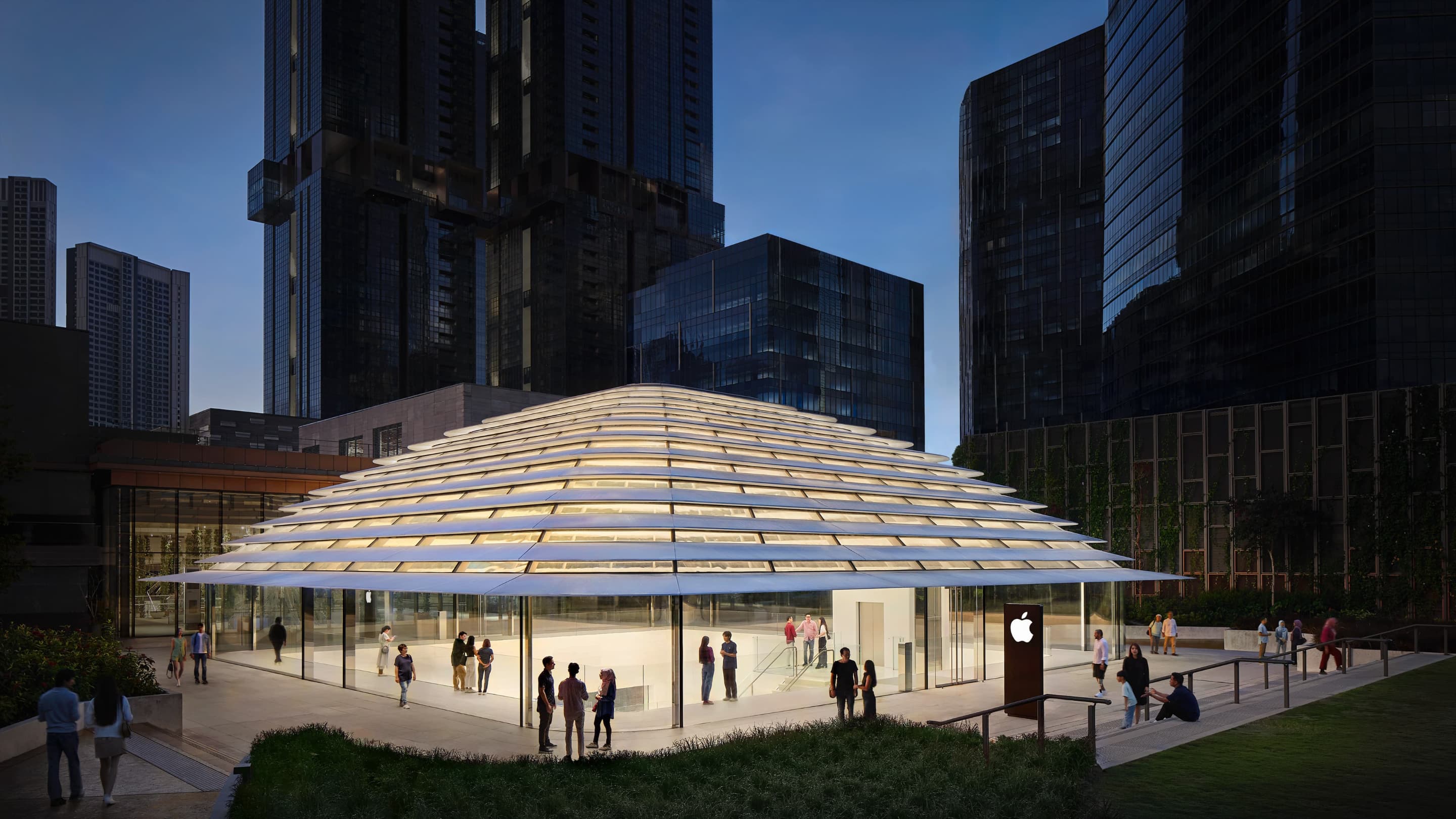 https://www.macfreak.nl/modules/news/images/zArt.AppleStoreTheExchangeTRXMalaysiaExterior.jpg