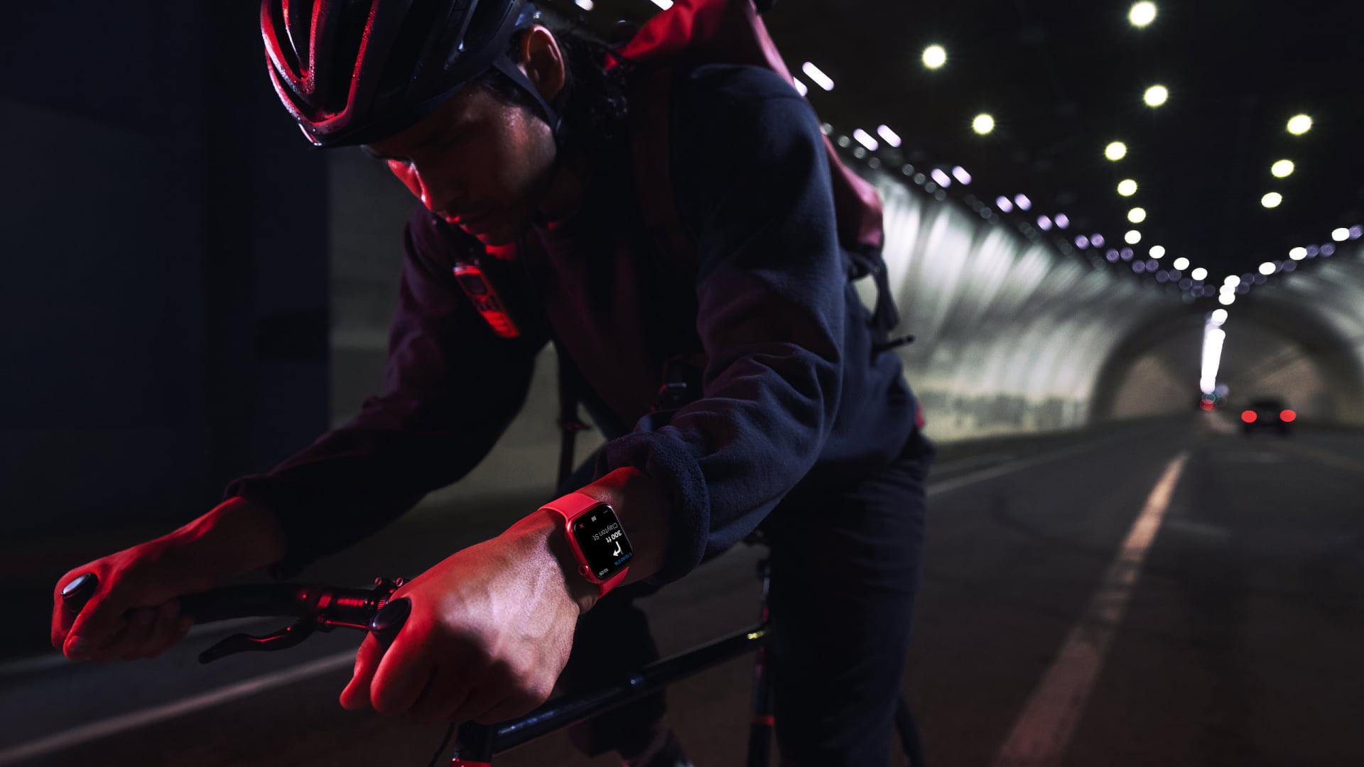 https://www.macfreak.nl/modules/news/images/zArt.AppleWatchCyclingTunnel.jpg