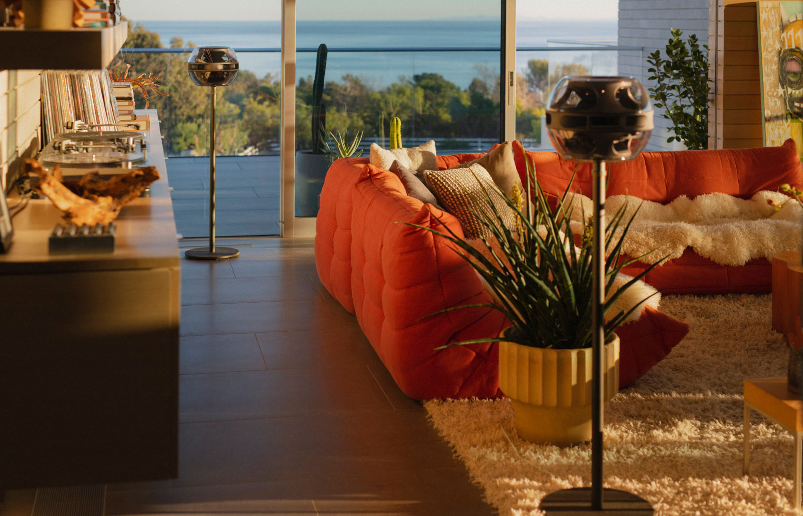 https://www.macfreak.nl/modules/news/images/zArt.CellAlphaFloorStudio2Livingroom.jpg
