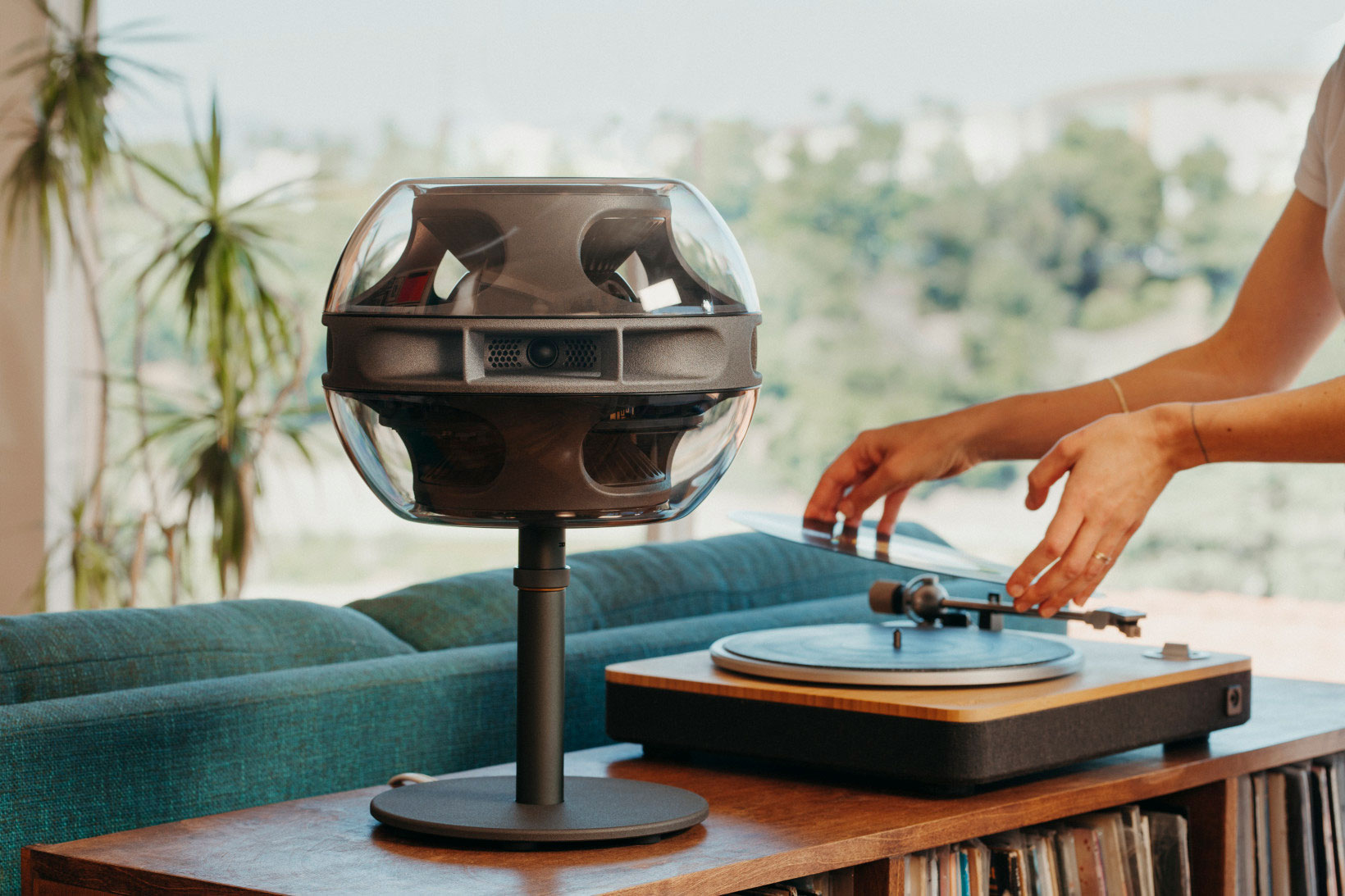 https://www.macfreak.nl/modules/news/images/zArt.CellAlphaRecordplayer.jpg