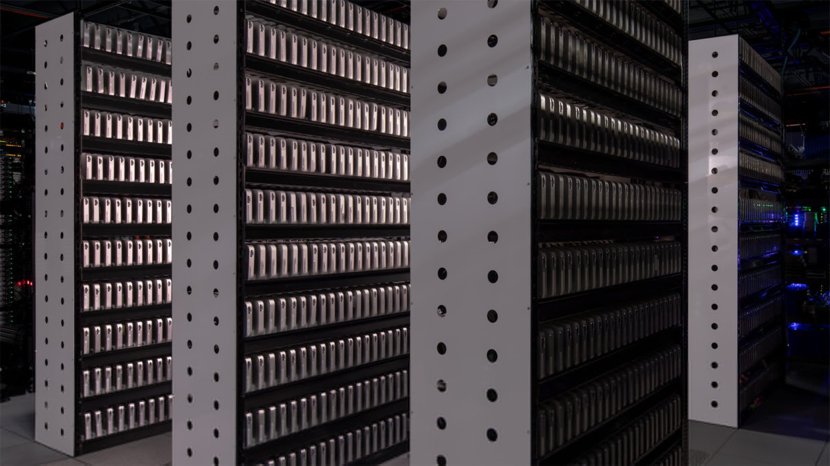 https://www.macfreak.nl/modules/news/images/zArt.MacMiniServerFarm.jpg