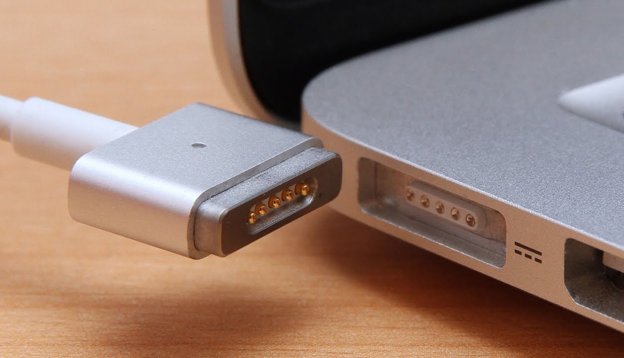 https://www.macfreak.nl/modules/news/images/zArt.MagSafe2Closeup.jpg