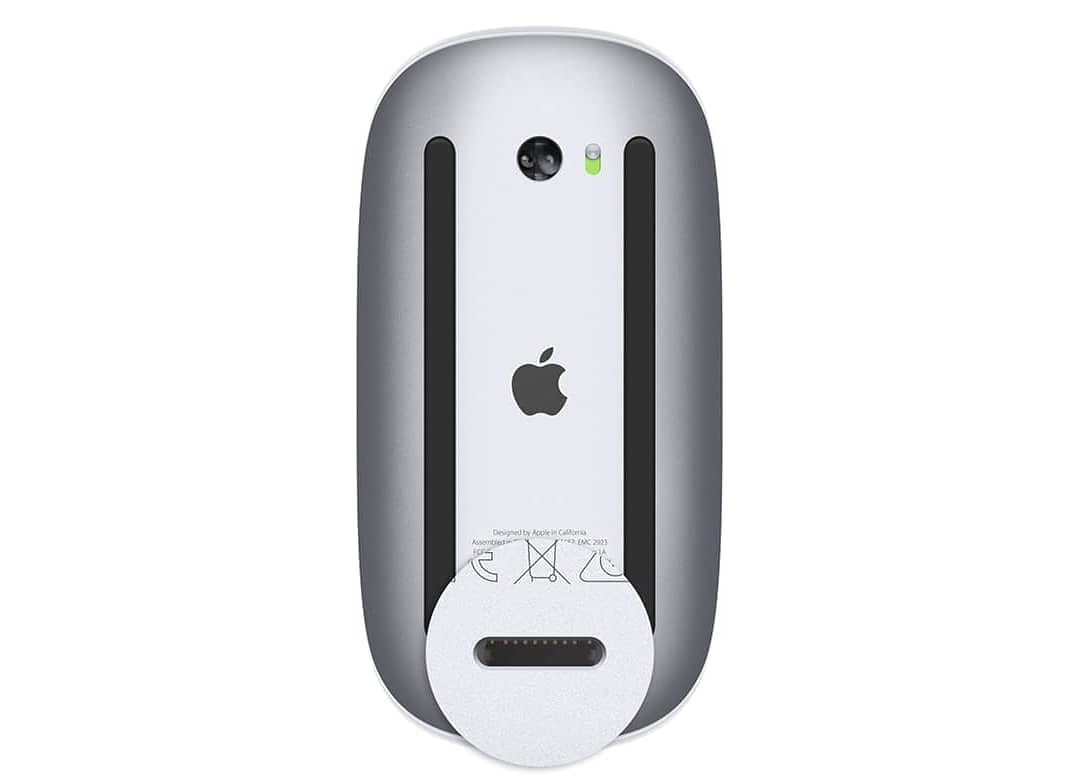 https://www.macfreak.nl/modules/news/images/zArt.MagicMouse2LightningChargingBottom.jpg
