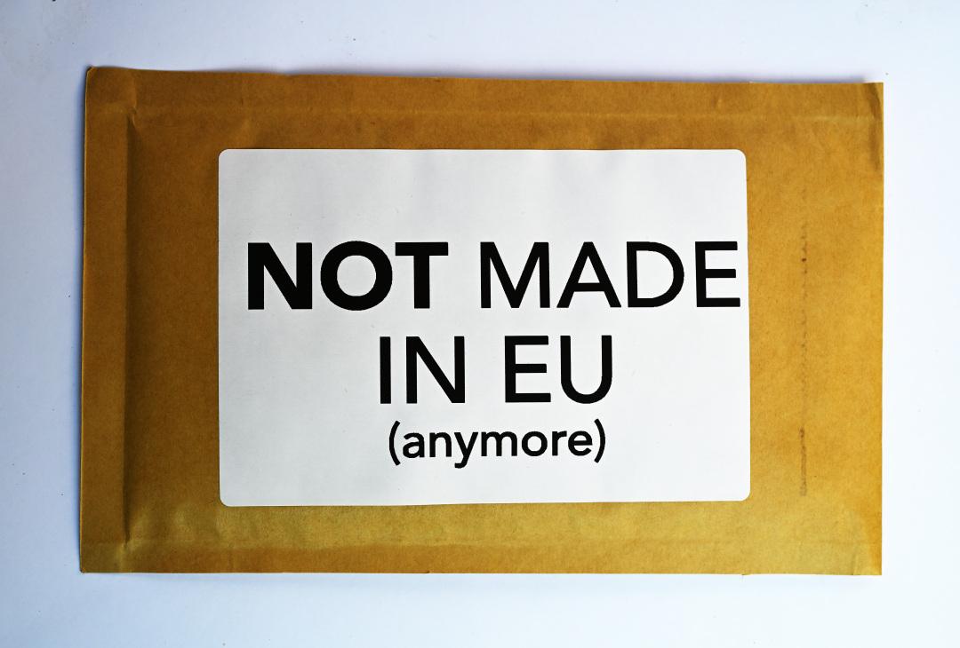 https://www.macfreak.nl/modules/news/images/zArt.NotMadeINEUAnymore.jpeg