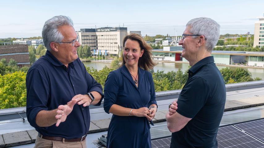 https://www.macfreak.nl/modules/news/images/zArt.TimCookNXP-0923-2.jpg