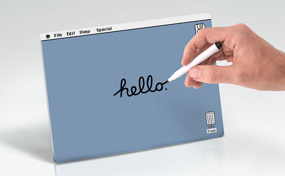 https://www.macfreak.nl/modules/news/images/zArt.Trashbot2.0StationerySet-3.jpg