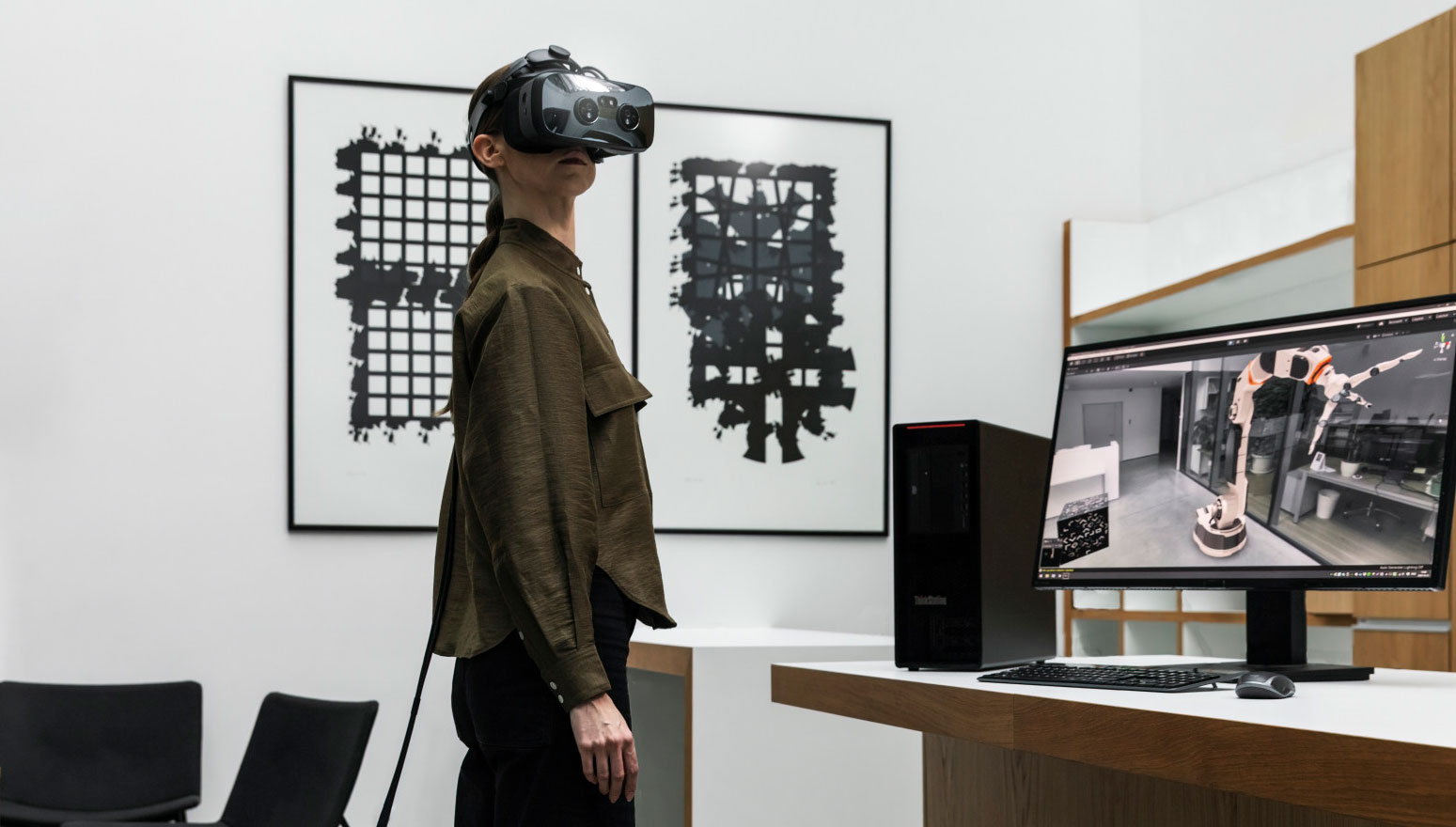 https://www.macfreak.nl/modules/news/images/zArt.VarjoXR-3Headset.jpg
