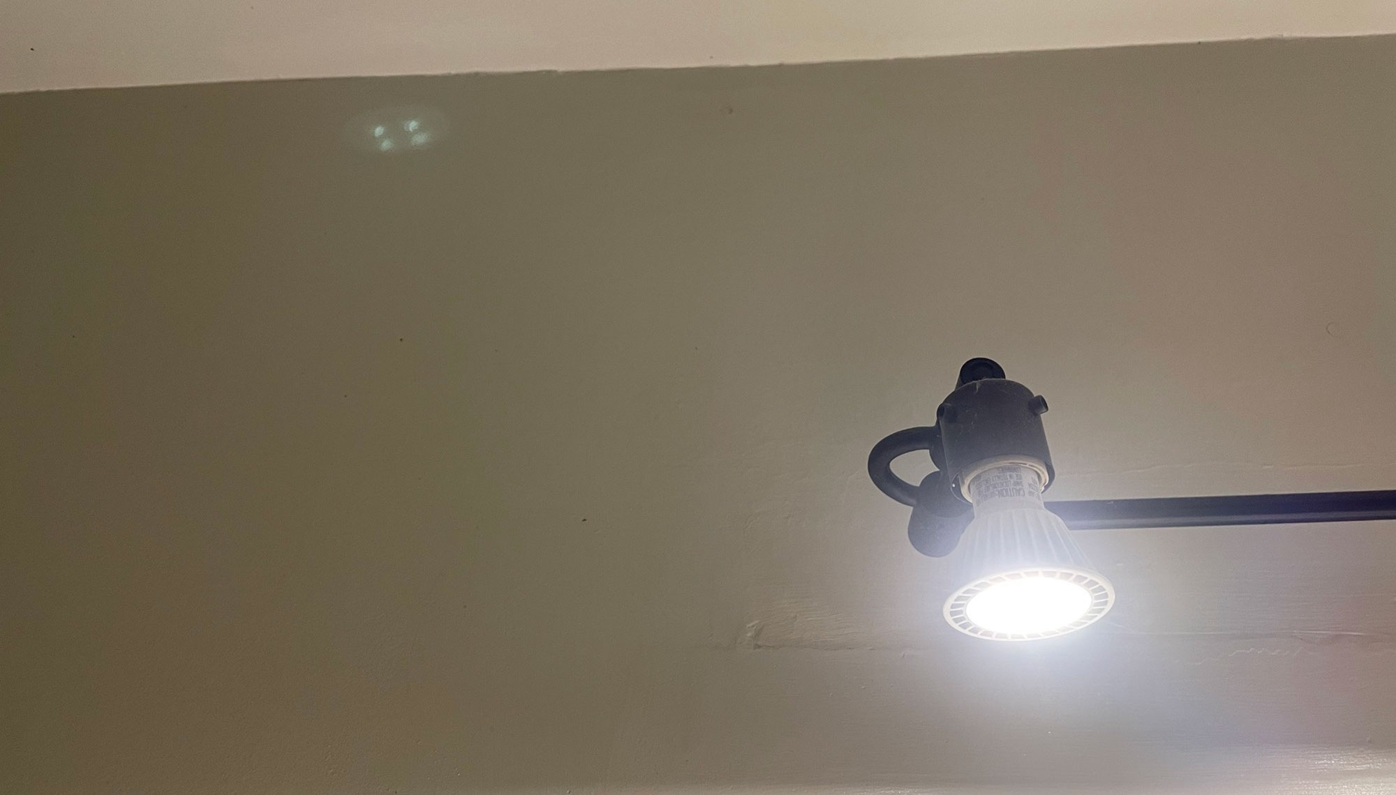 https://www.macfreak.nl/modules/news/images/zArt.iOS15LensReflecties-3.jpg
