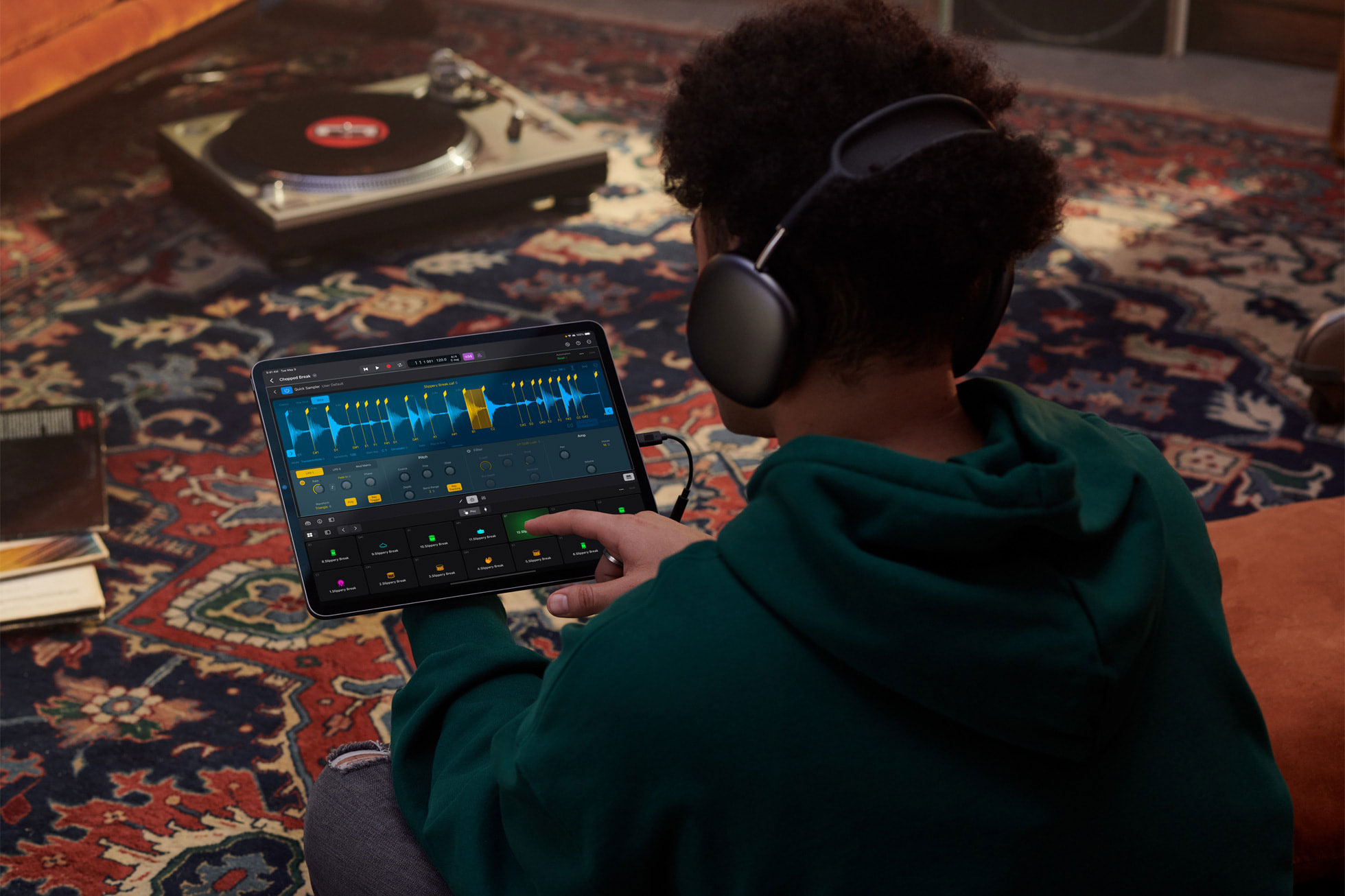 https://www.macfreak.nl/modules/news/images/zArt.iPadLogicProLifestyle.jpg