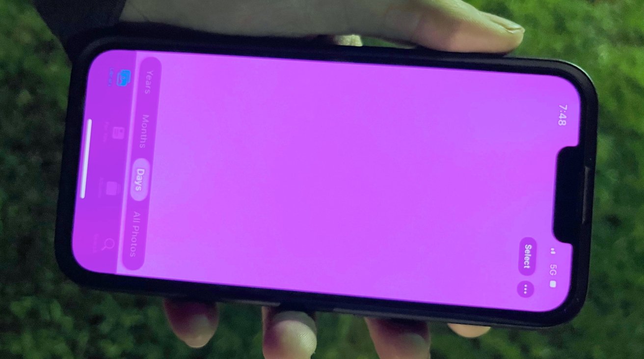 https://www.macfreak.nl/modules/news/images/zArt.iPhone13PinkScreen.jpg