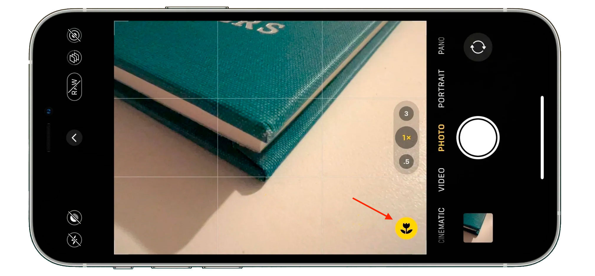 https://www.macfreak.nl/modules/news/images/zArt.iPhone13ProMacroButton-iOS15.2Beta.jpg