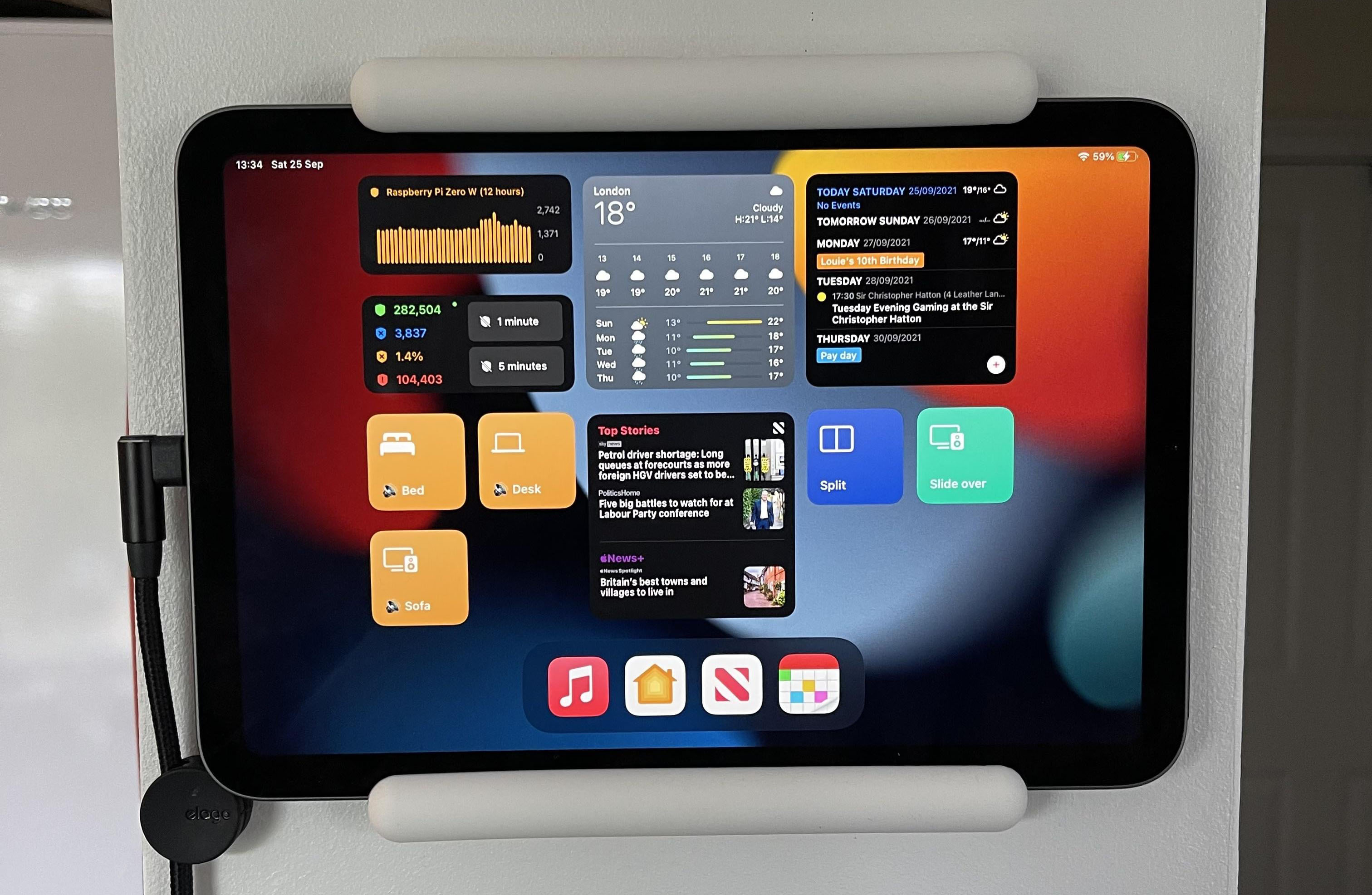 https://www.macfreak.nl/modules/news/images/zArt.wall-mounted-tablet-HomeKit.jpg
