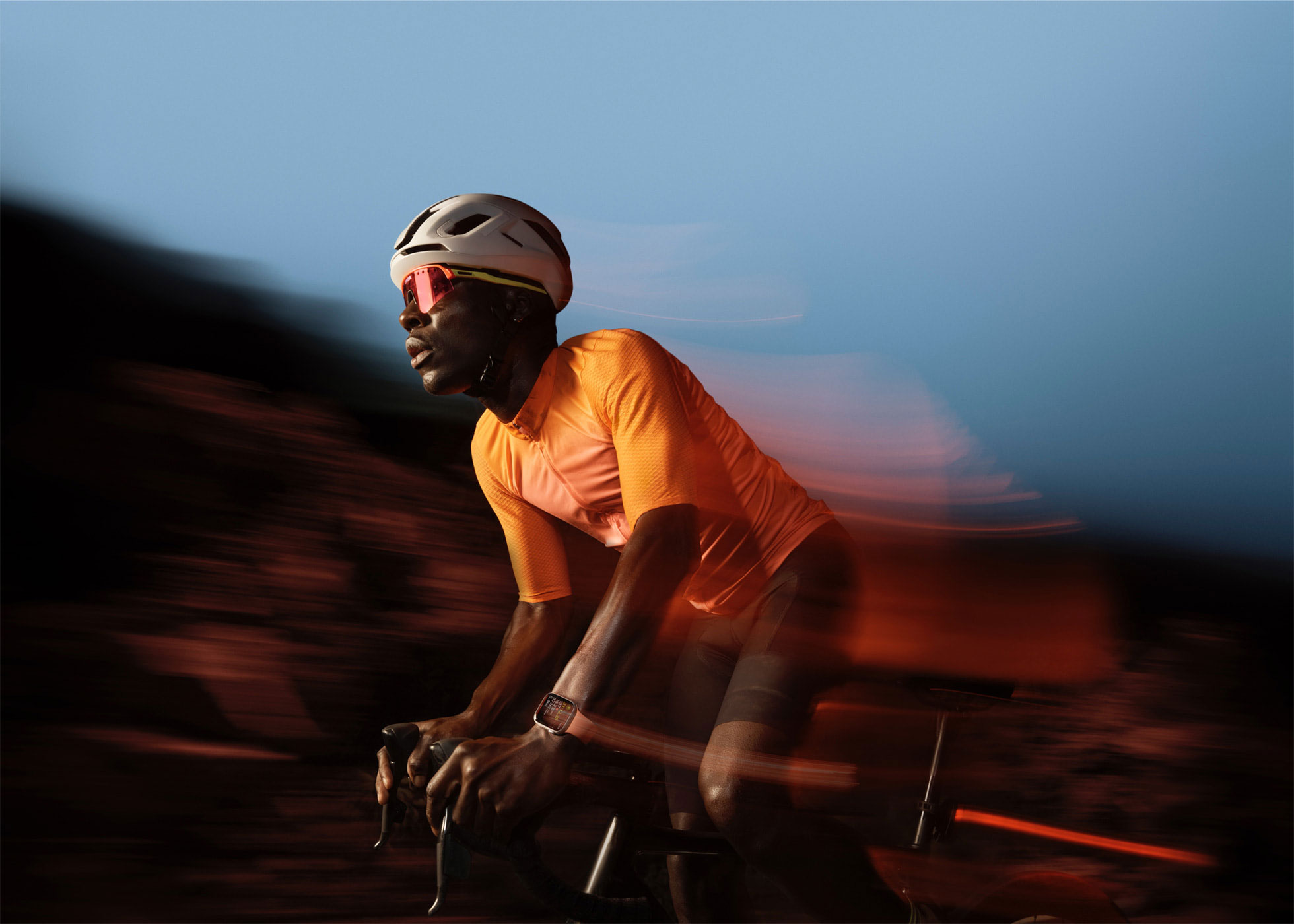 https://www.macfreak.nl/modules/news/images/zArt.watchOS10LifestyleRoadBiking.jpg